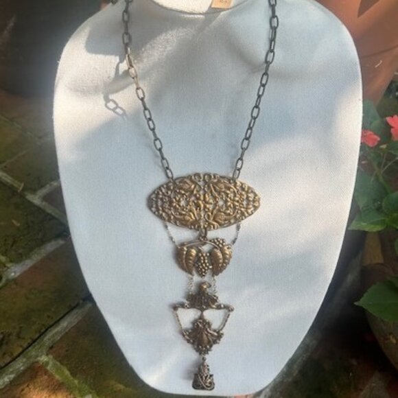 JAN MICHAELS - NWT -San Francisco Designer Pressed Brass Filigree Statement NECK - Picture 1 of 8